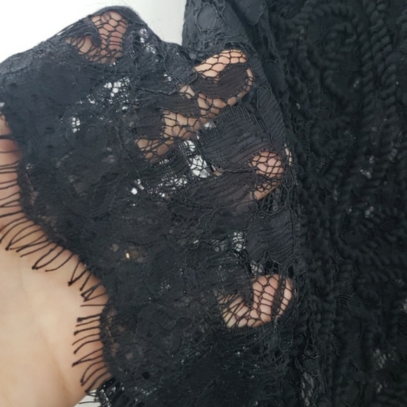 Whispers New York Lace Short Sleeve Black Textured Blouse - Picture 8 of 12